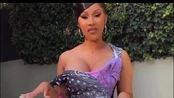 Play Explicit Cardi b ( Wap) what y’all been waiting for