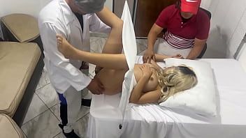 Play My Wife is Checked by the Gynecologist Doctor but I think He is Fucking Her Next to Me and my Wife likes it NTR jav