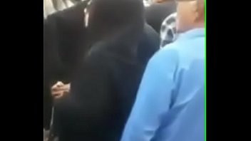 Play آزار جنسی‌ در خیابان اونم روز عاشورا